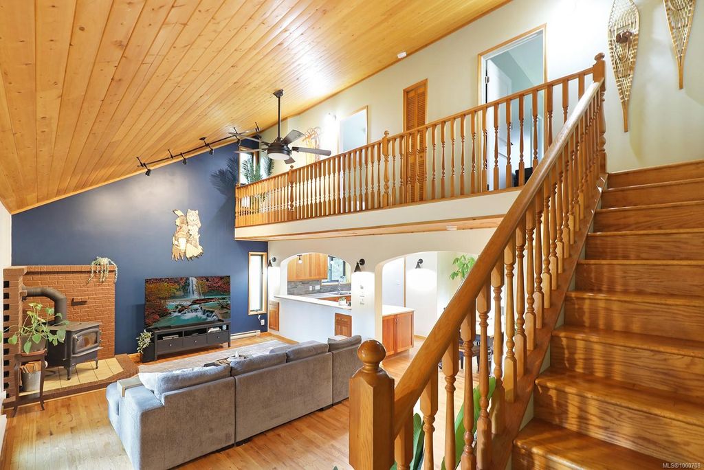 listing image 16040779916646294296