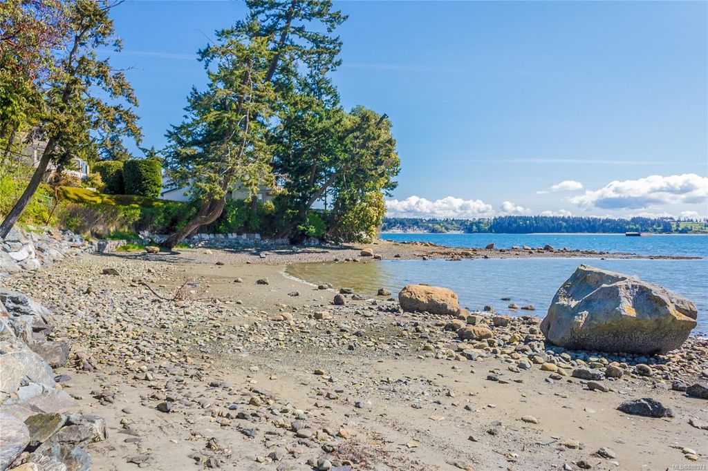 listing image 16044236812049516283