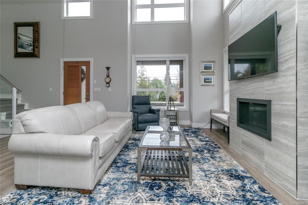 listing image 16042061706071409499