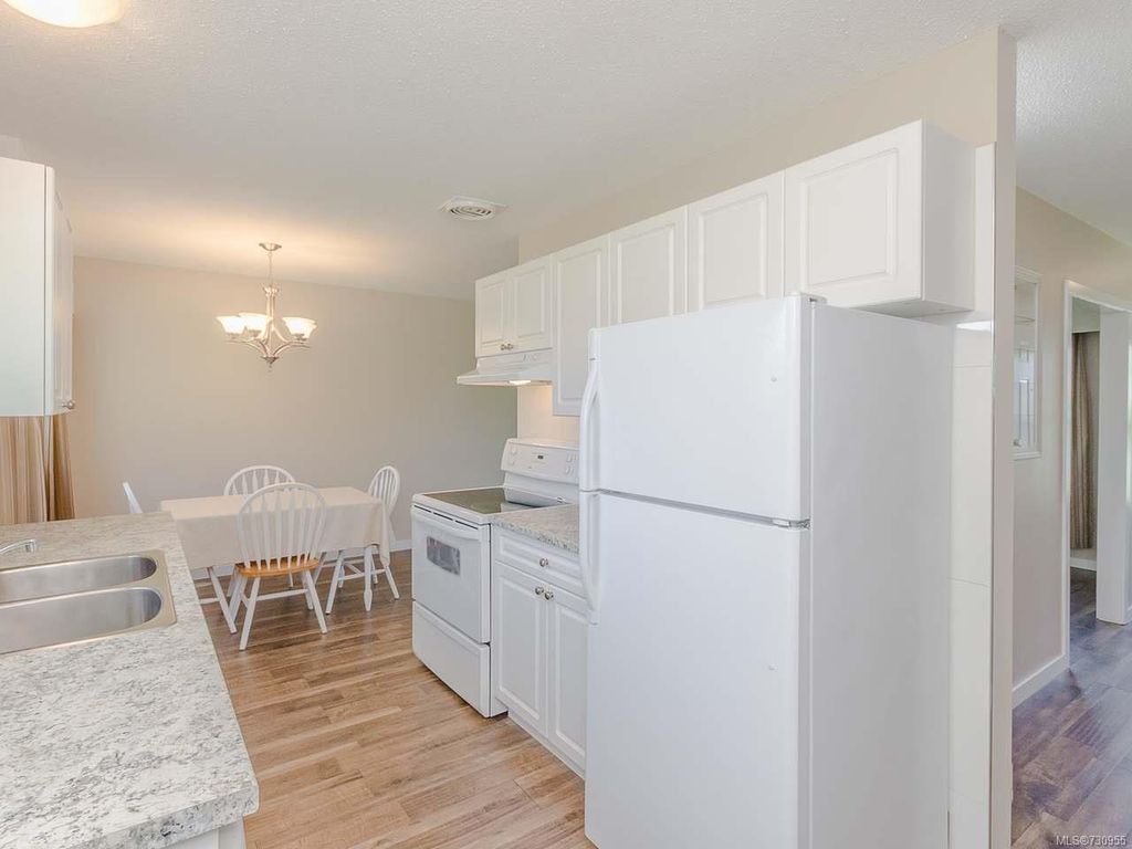 listing image 16044348899455065884