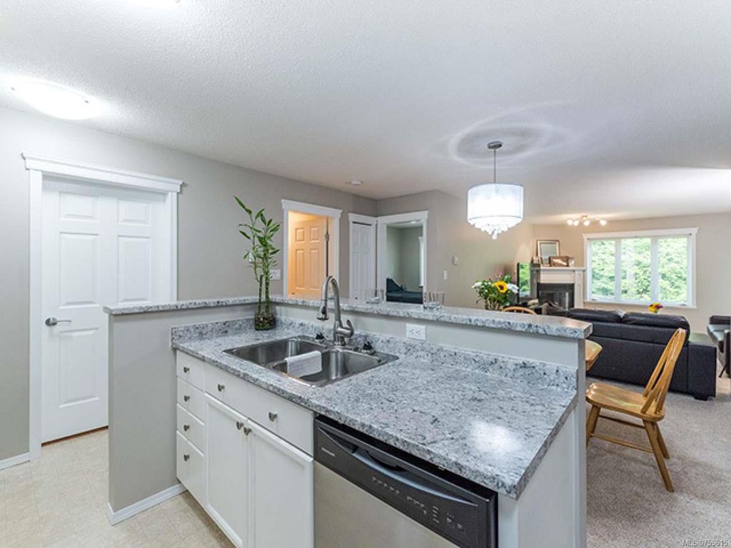 listing image 16041013788961089076