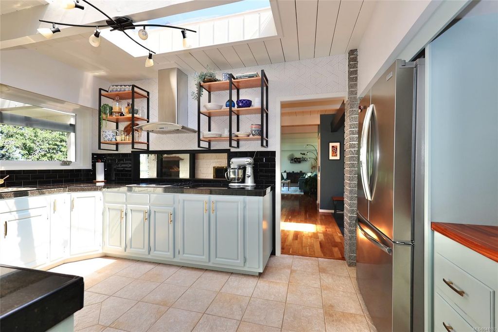listing image 16047146740910914018