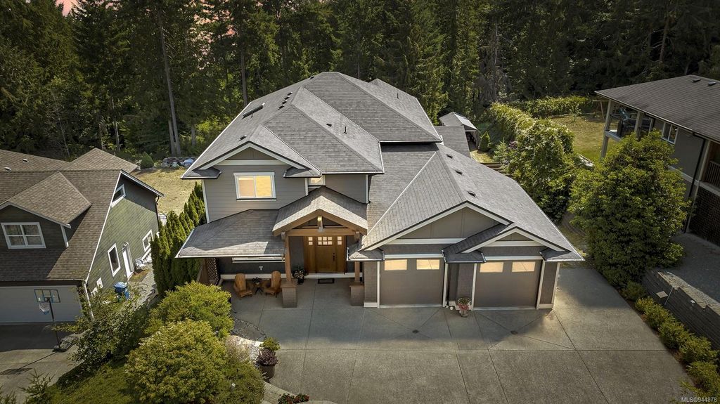 listing image 16048296333562337029