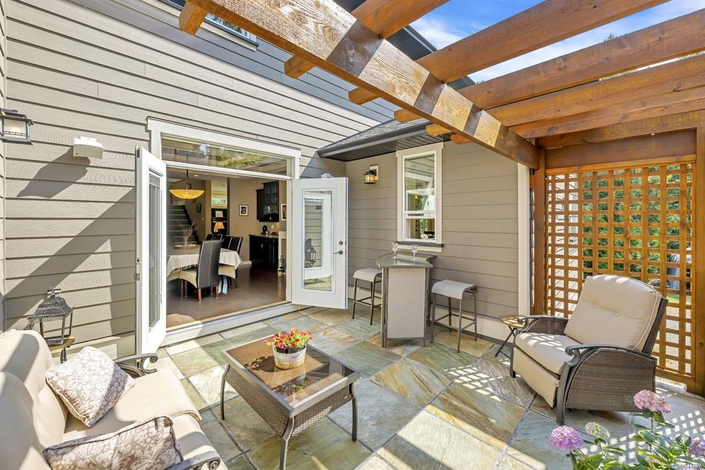 listing image 16042877035472184271