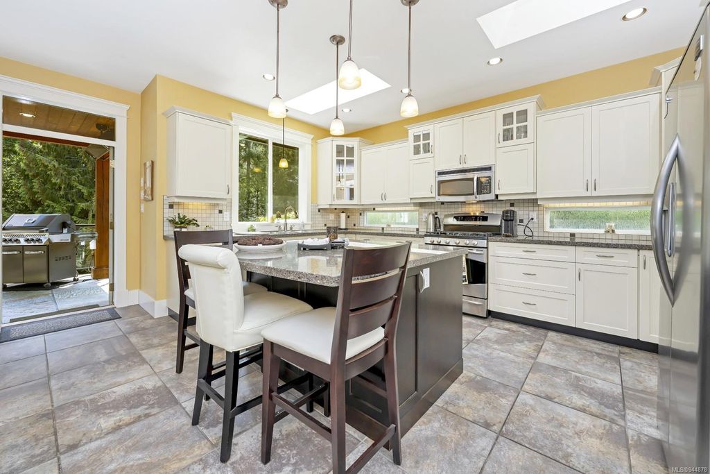 listing image 16044909406113576920