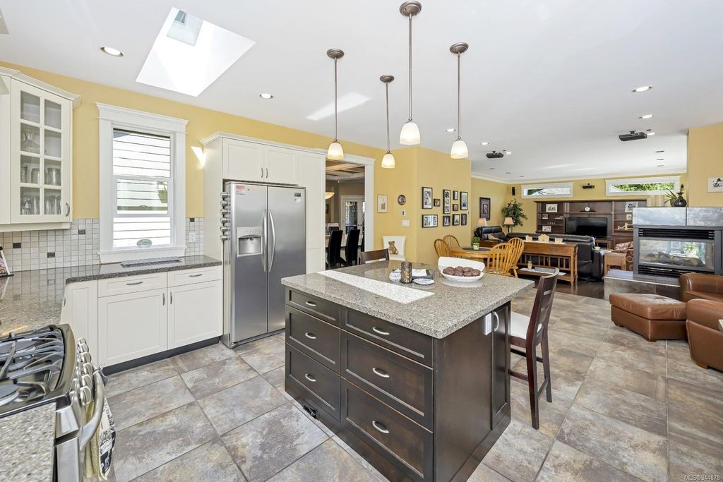 listing image 16045979303500115410