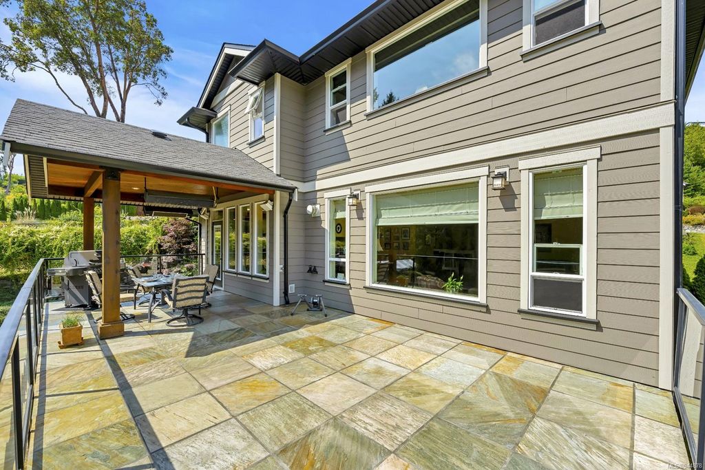 listing image 16041622735109850882