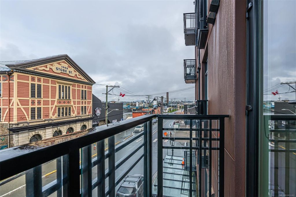listing image 16041317359743435180