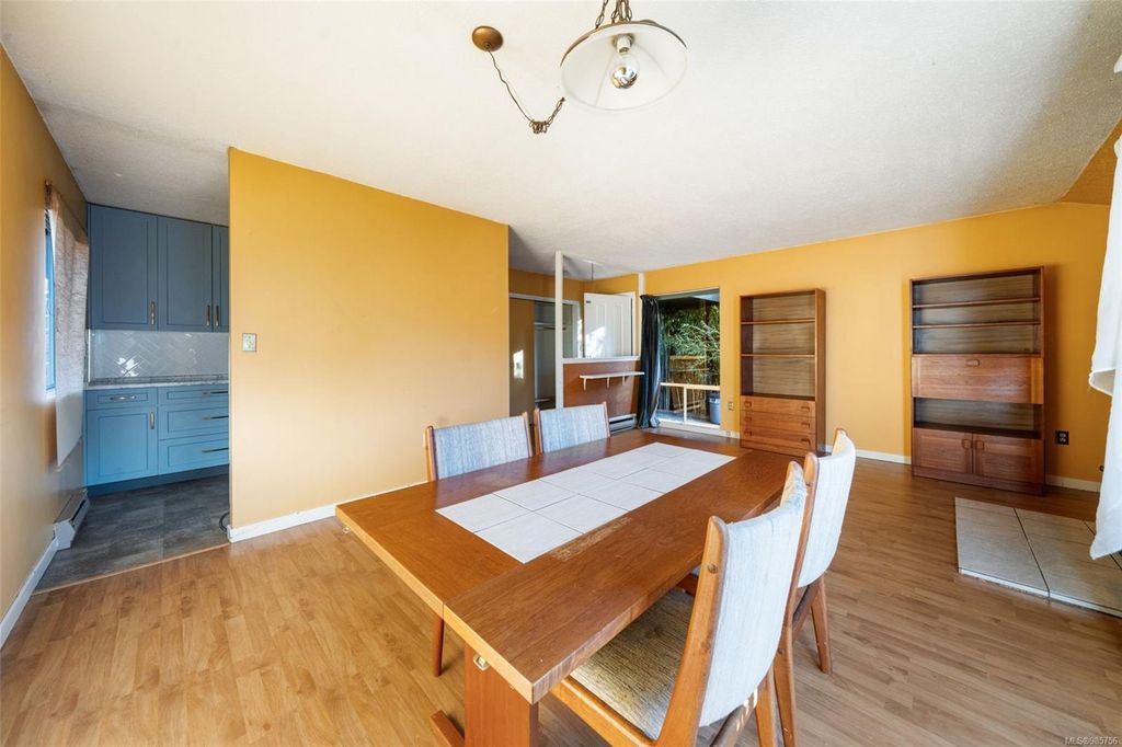 listing image 16040204209565857705