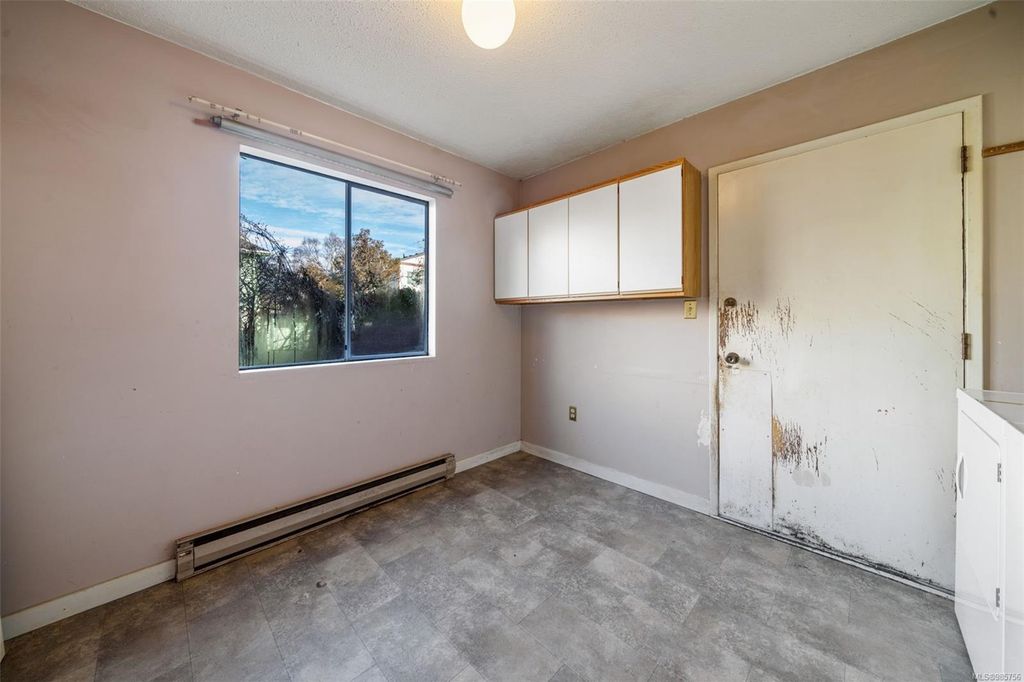listing image 16042106398314418539
