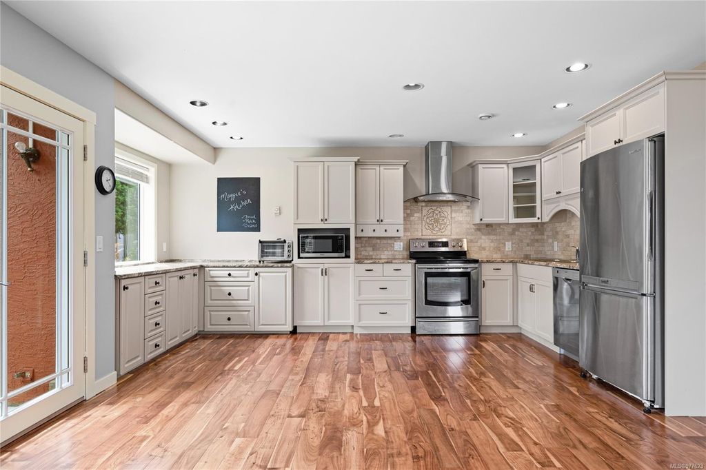 listing image 16047269985321819358