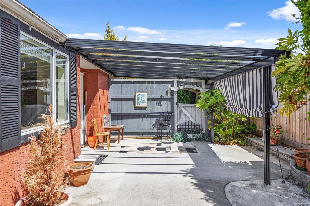 listing image 16040828826370909250