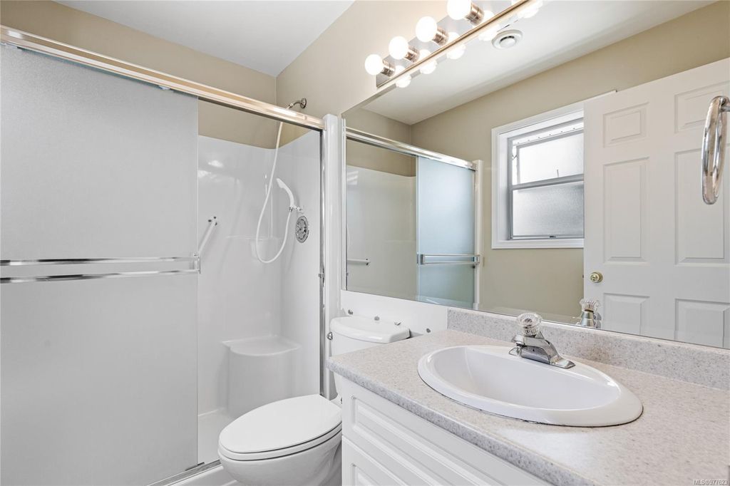 listing image 16042012899590743128