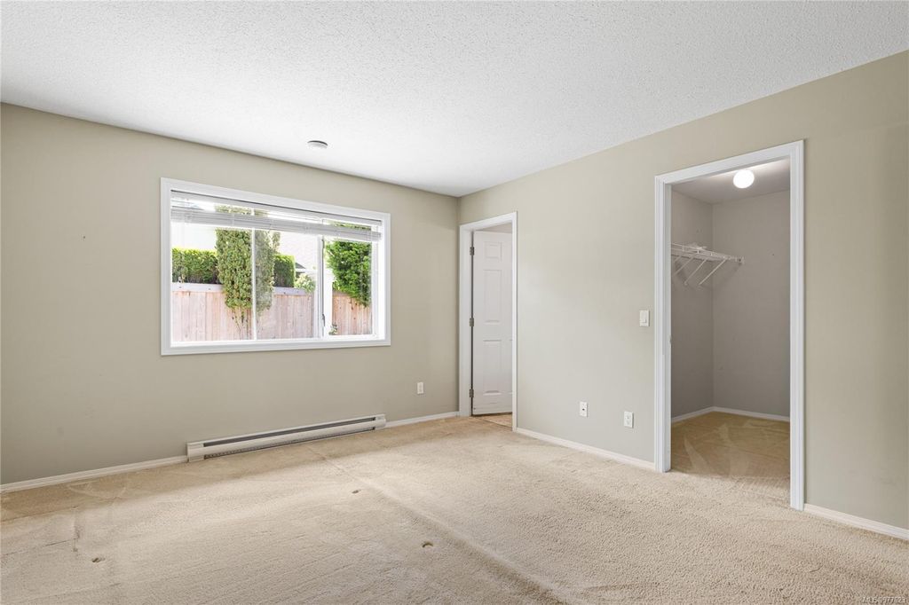 listing image 16043893931033461403