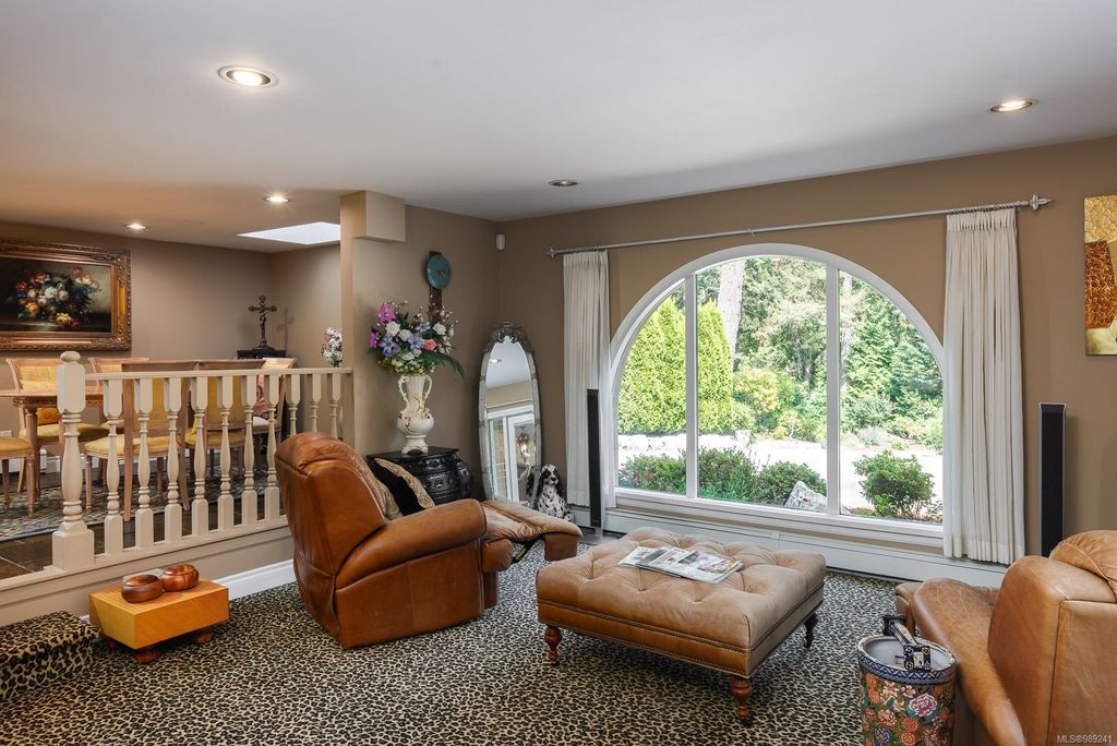 listing image 16042499608396325287