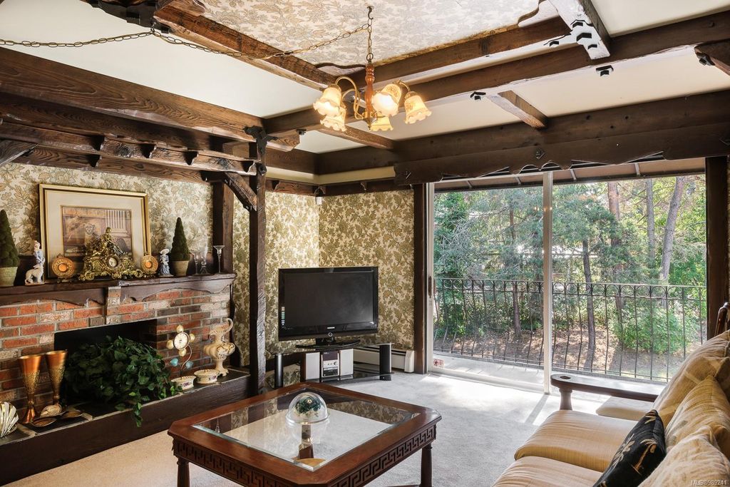 listing image 16045094146726189793