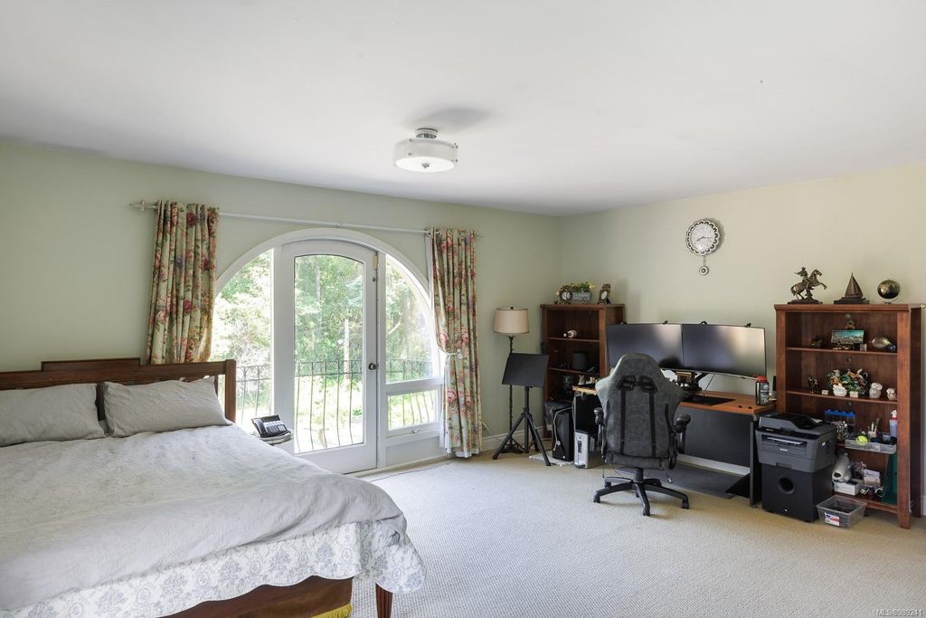 listing image 16040218044640931462
