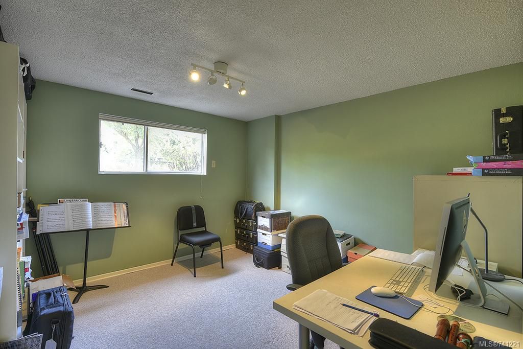 listing image 16042285450461459697