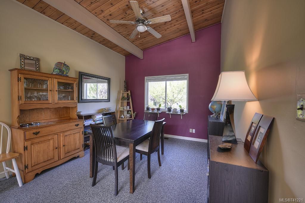 listing image 16042626870054661299