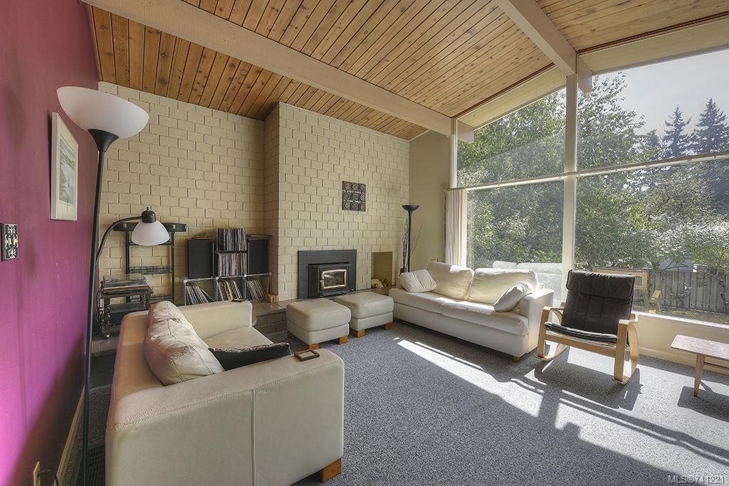 listing image 16043927526167444609