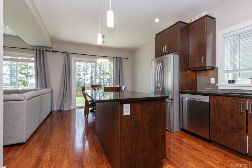 listing image 16043892591915