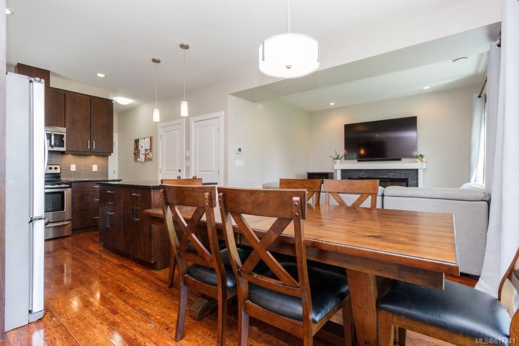 listing image 16042502035389