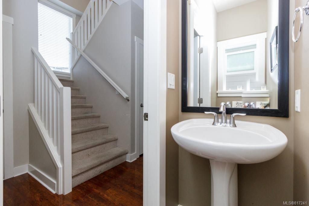 listing image 16041378346646