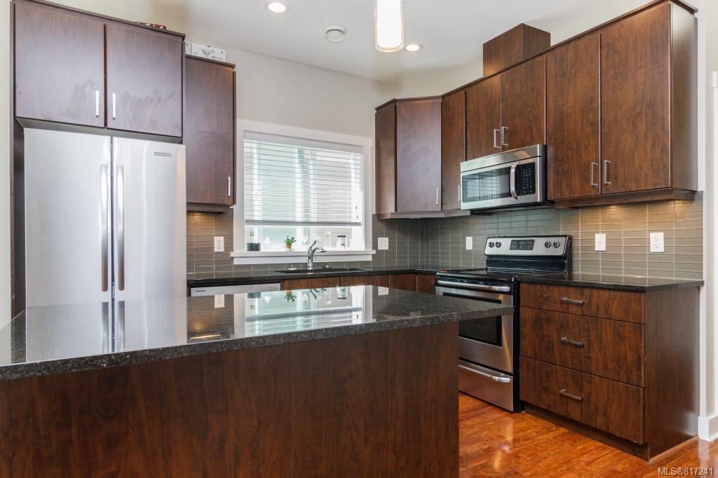 listing image 16041584692248