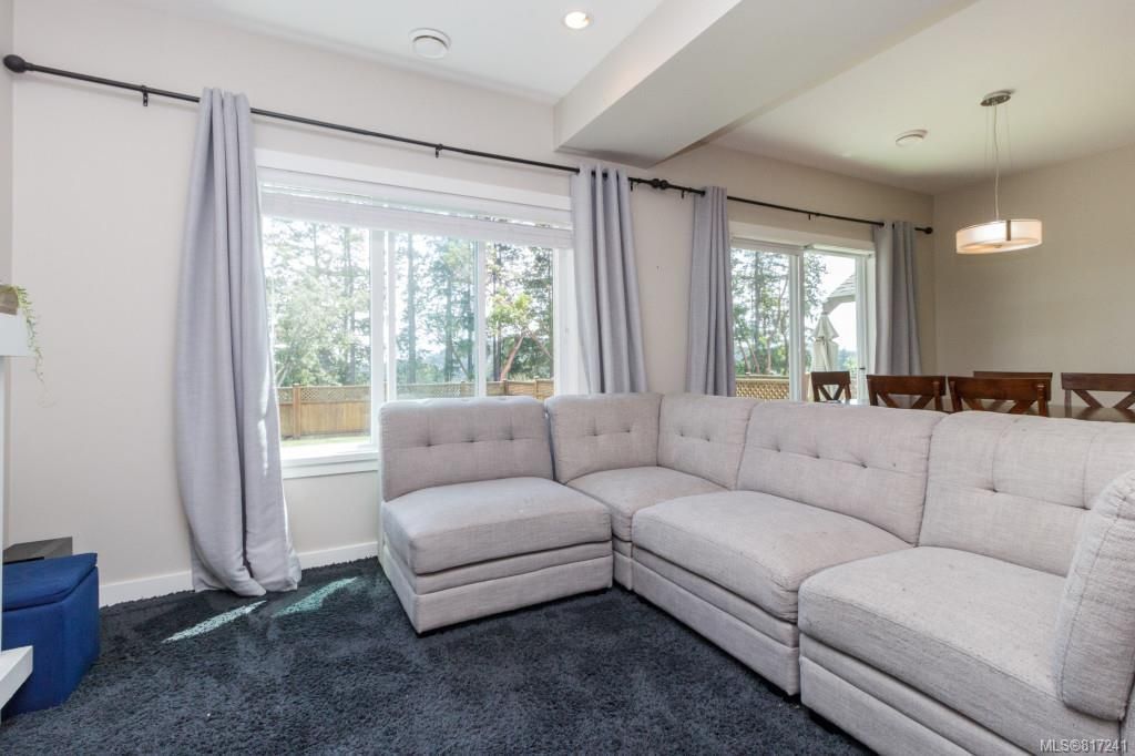 listing image 16043412674732