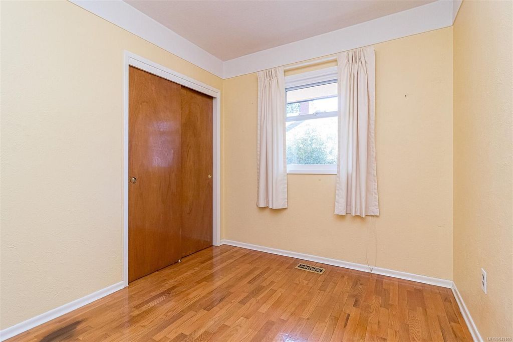 listing image 16046664401328809311