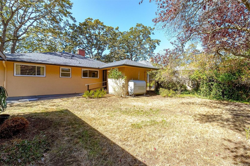 listing image 16048939966297806768