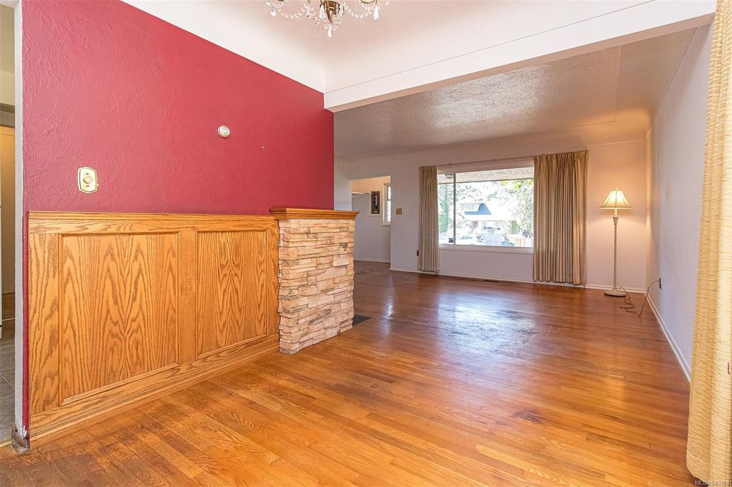 listing image 16045619184934914424