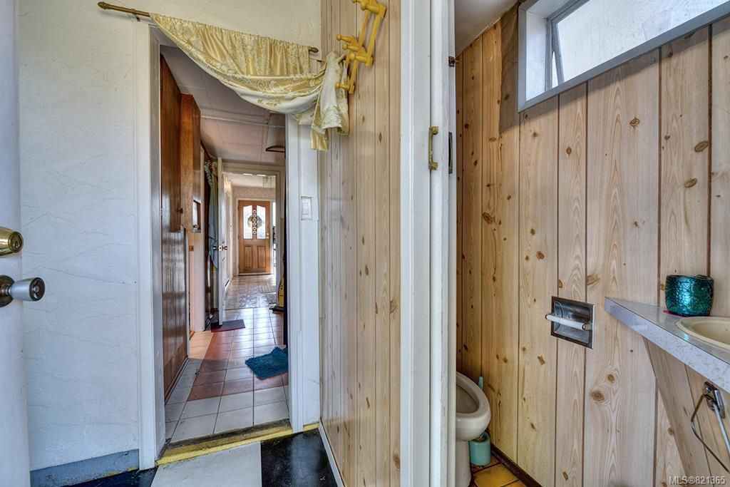 listing image 16042810839230