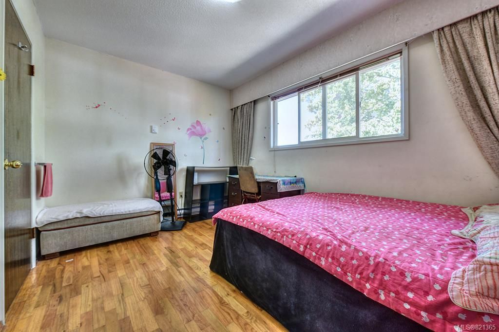 listing image 16042053279979
