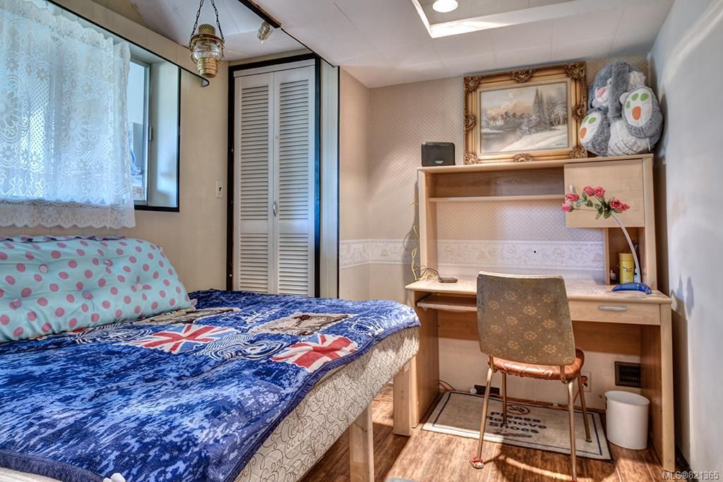 listing image 16042973035342