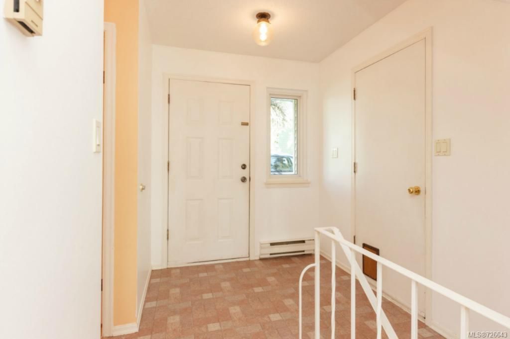 listing image 16049629929059668708