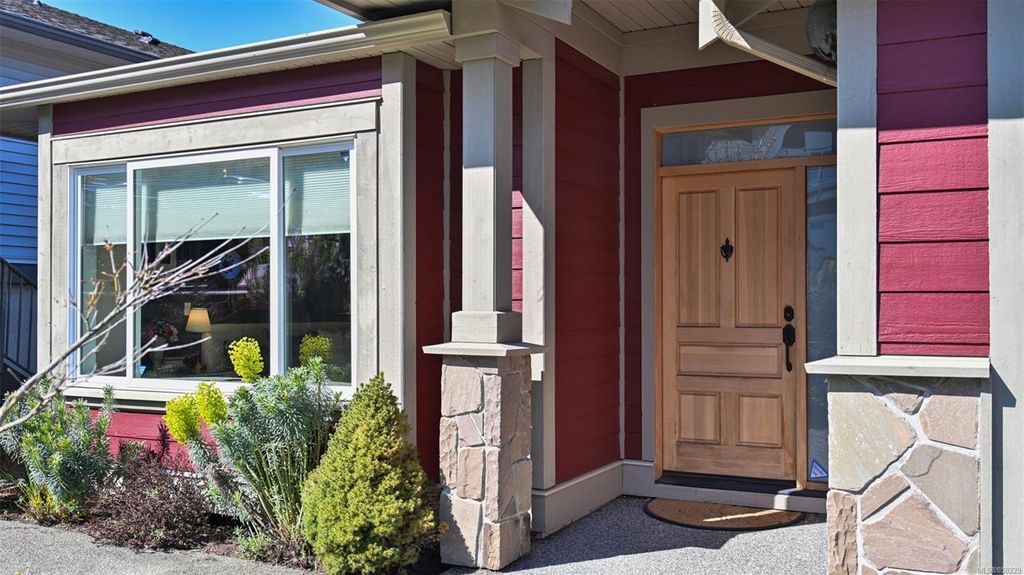 listing image 16049871686570289052