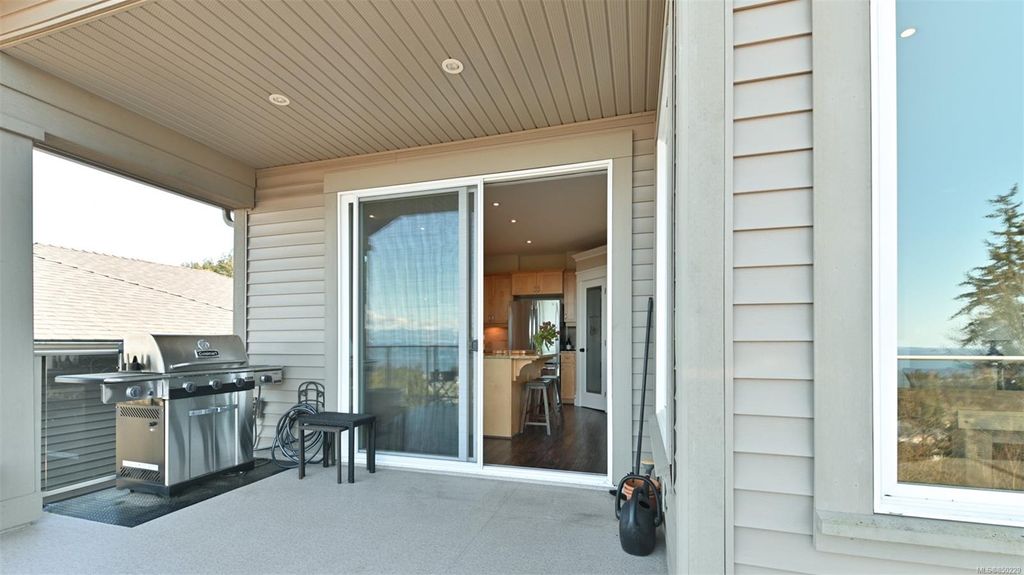 listing image 16046530817823234063