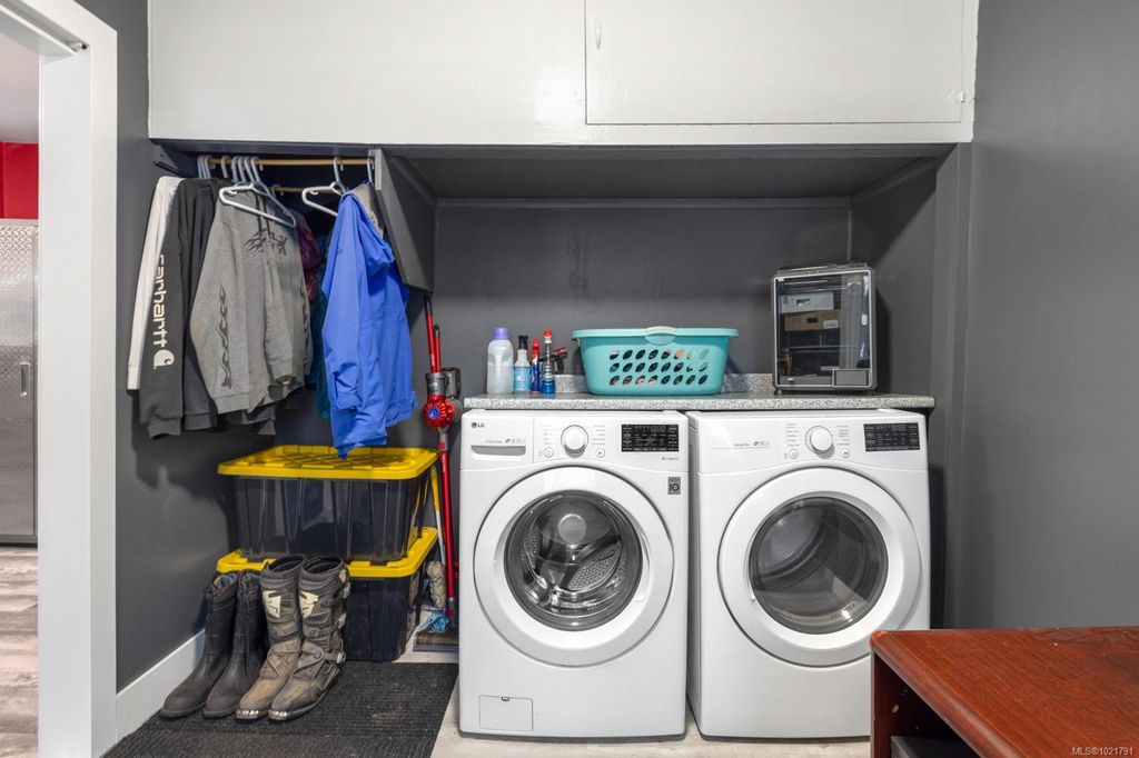 listing image 16047883536751354656