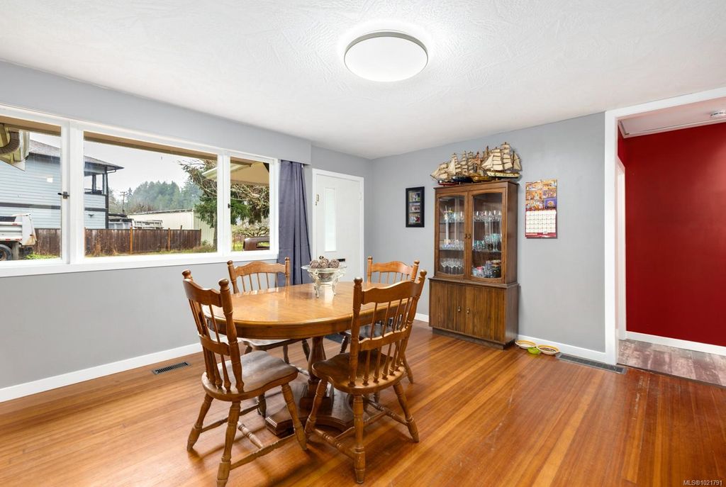 listing image 16040704413901509049