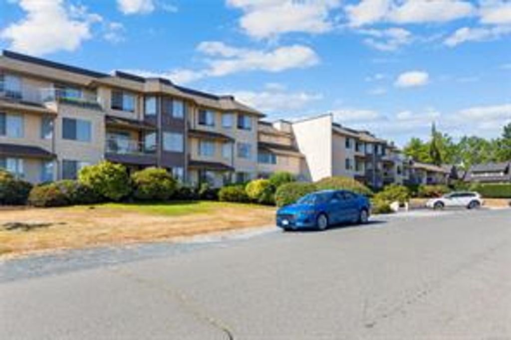 listing image 16045191698426120324