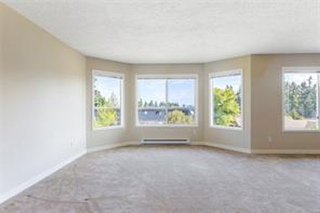 listing image 16042028515104581242