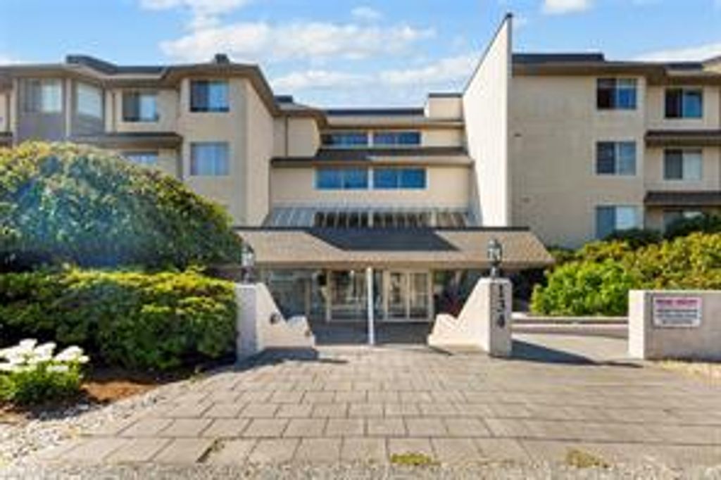 listing image 16041206896391303876