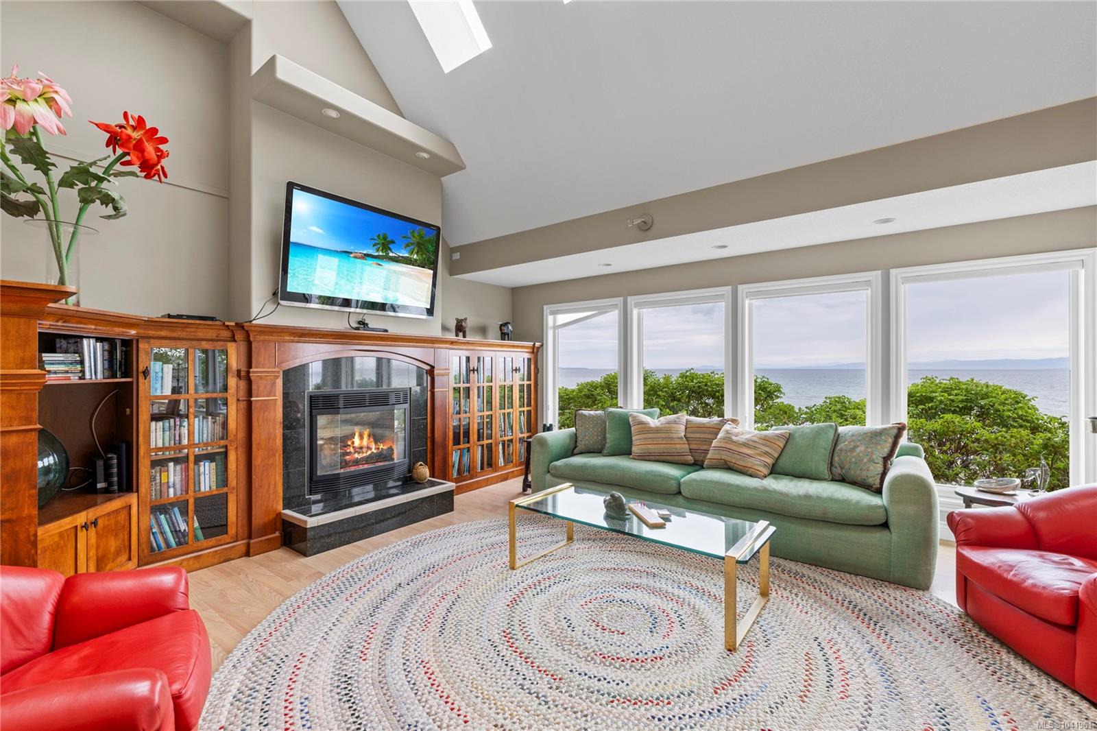2995 Island Hwy W