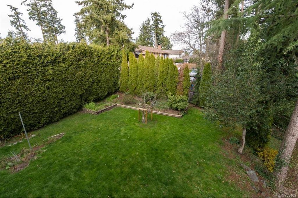listing image 16041886235792312355