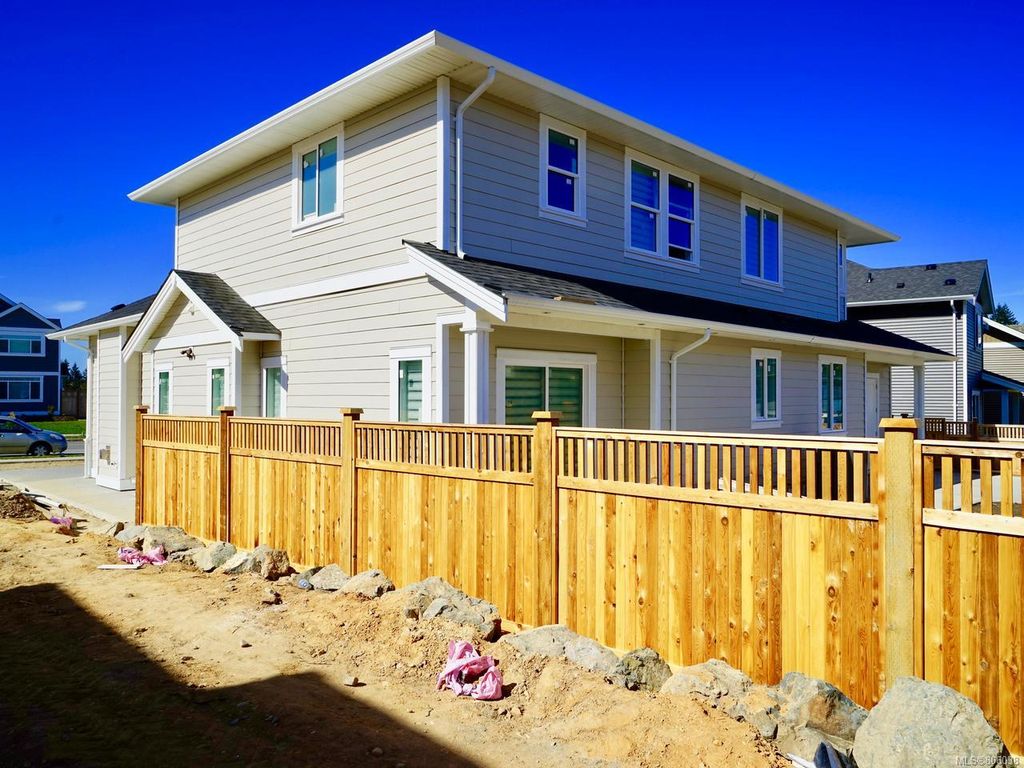 listing image 16045821654404636480