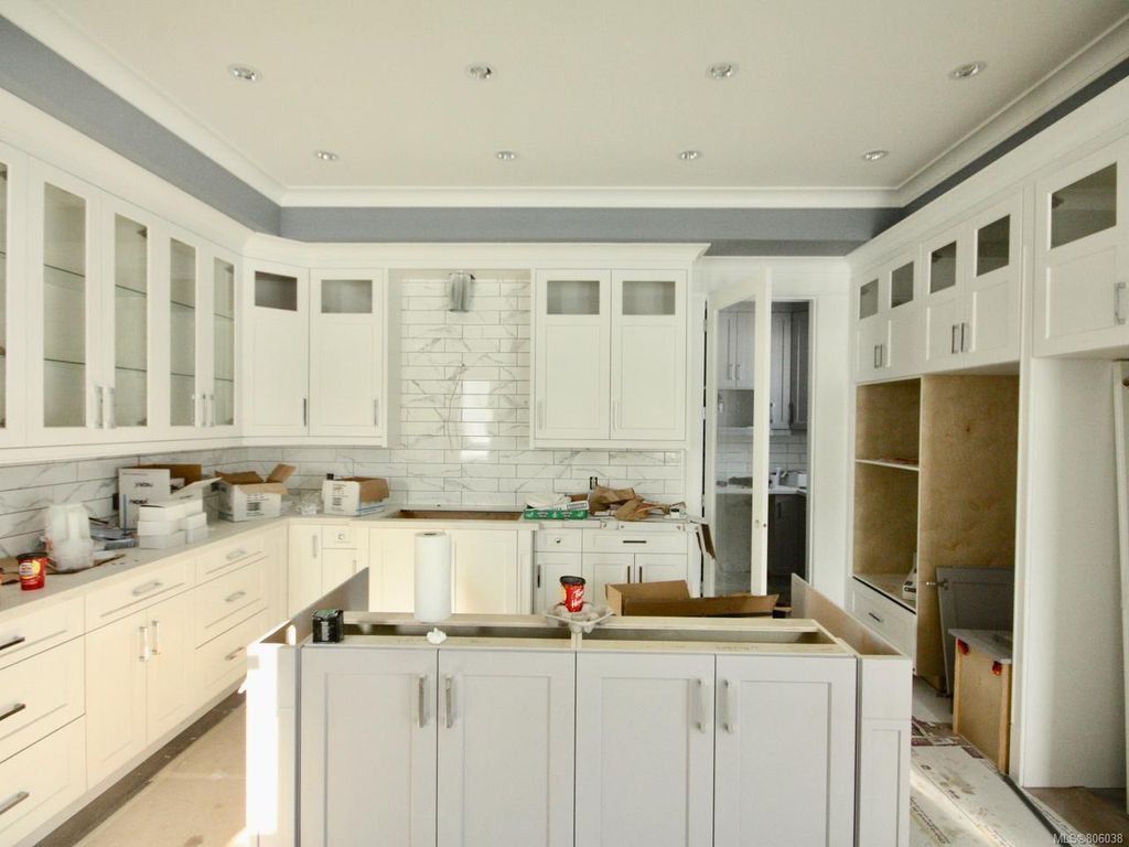 listing image 16045148332950887746