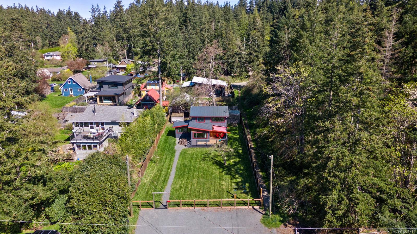 1304 Midden Rd