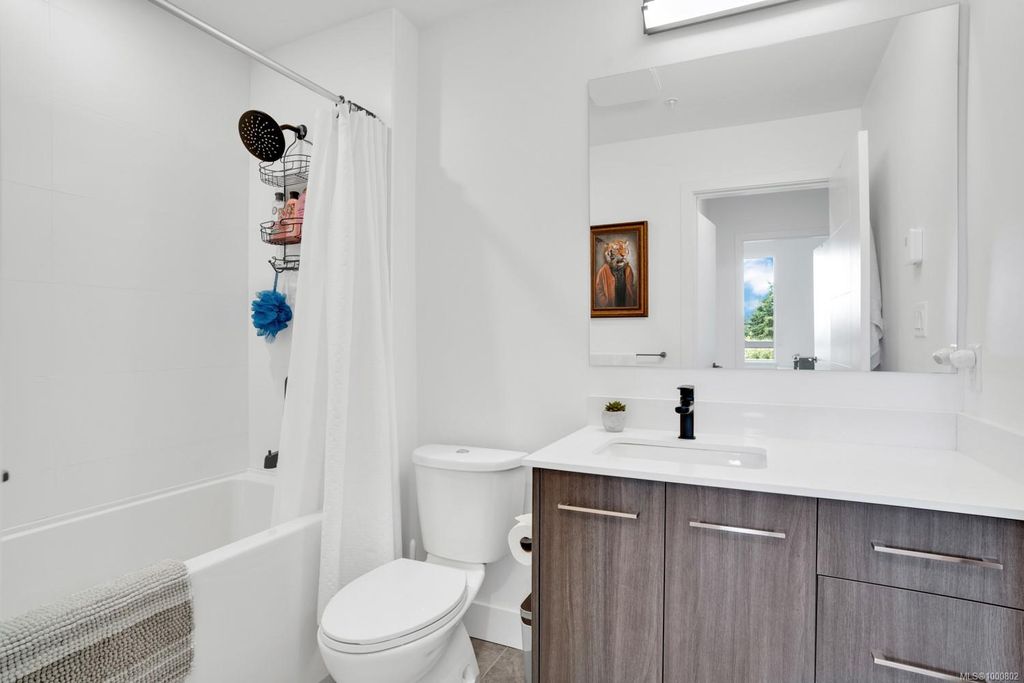 listing image 16041954556120523266