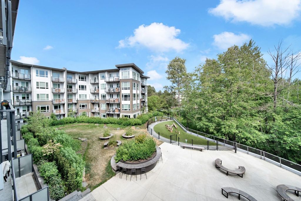 listing image 16047159402362503279